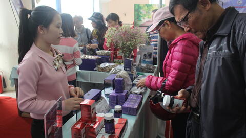 Peacelife tham dự hội chợ quốc tế Agro Việt 2016: Đưa sản phẩm Việt đến gần hơn với người tiêu dùng