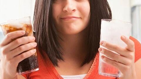 Những đồ uống được giới trẻ ưa chuộng nhưng gây hại thận